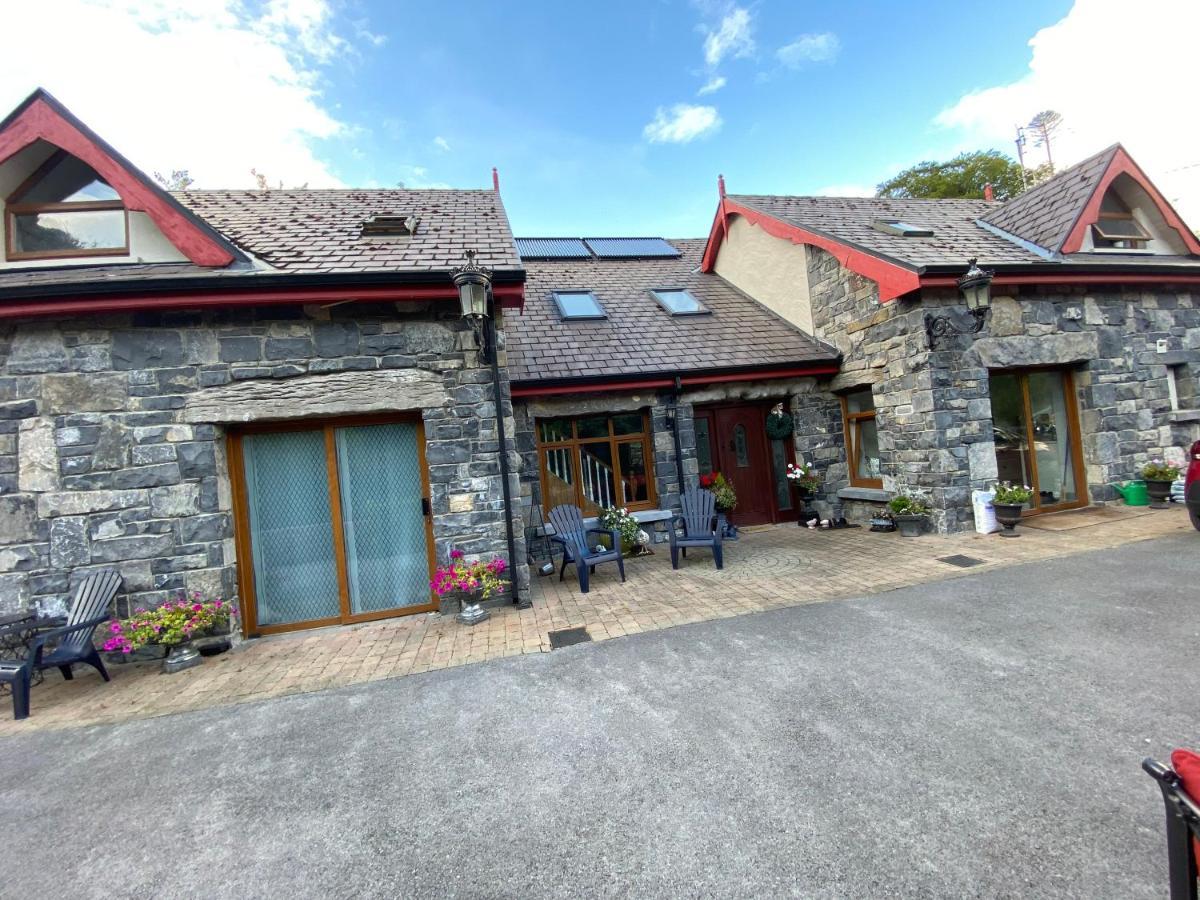 Salmon Weir Lodge Cong Eksteriør bilde